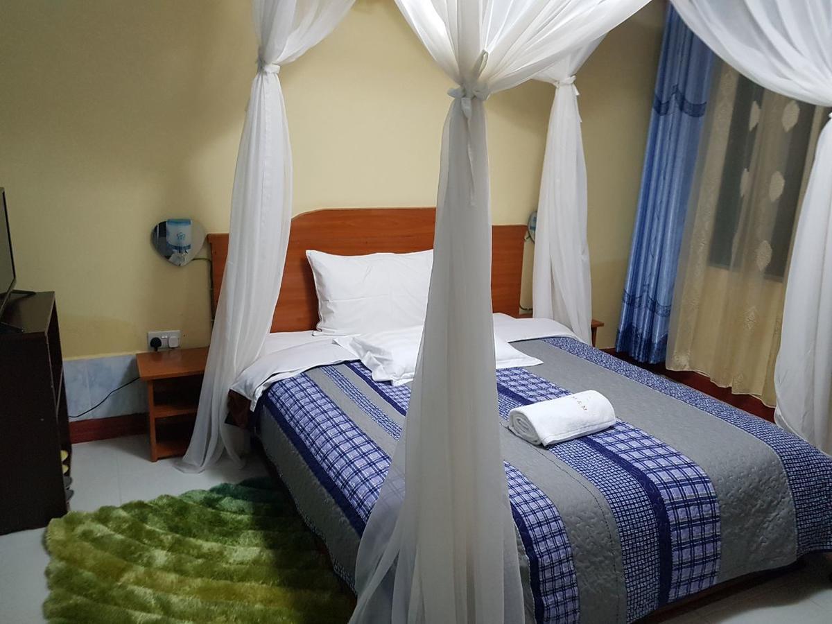 Yaris Guest House エルドレット エクステリア 写真